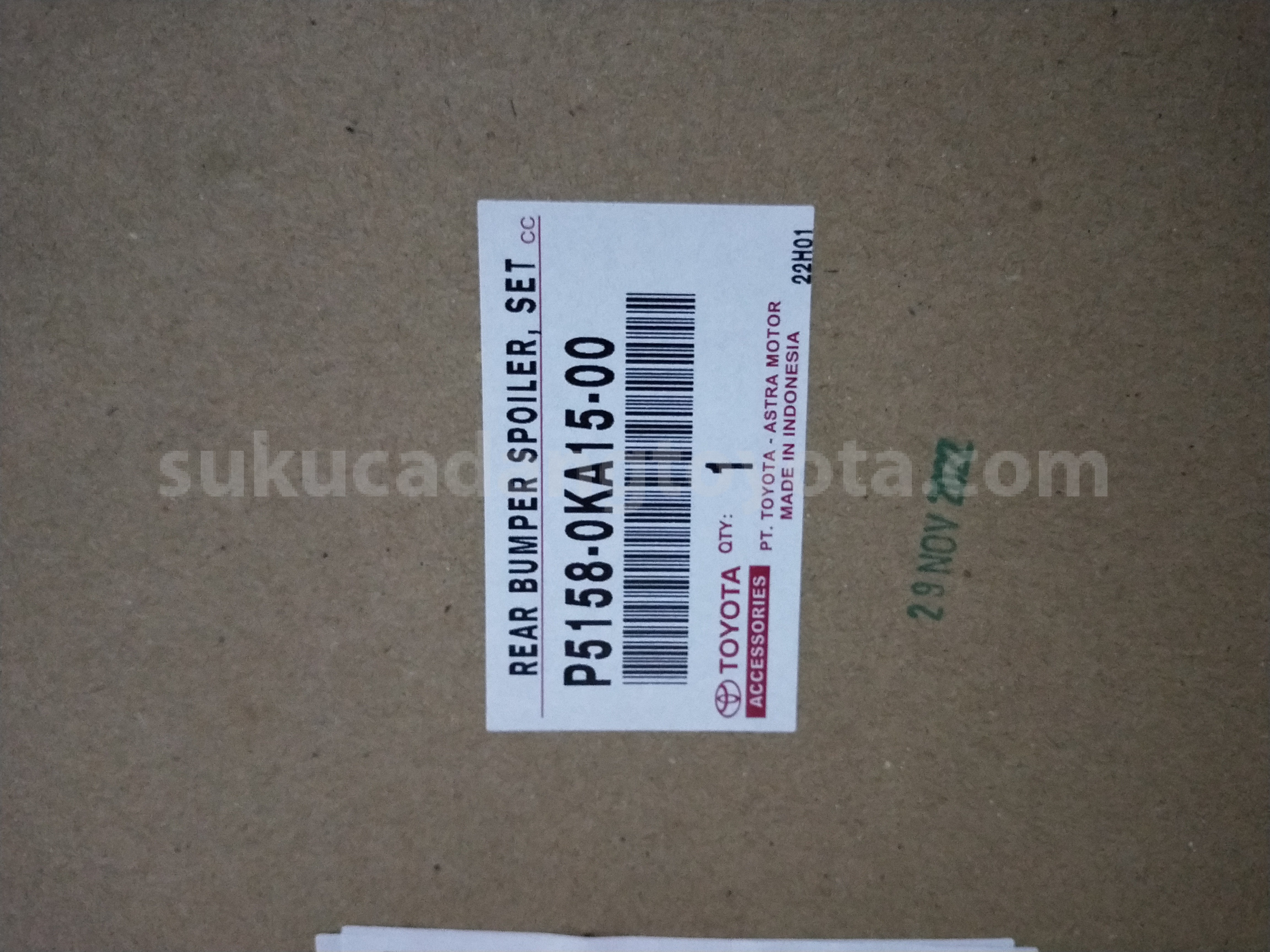 P51580KA1500 REAR BUMPER SPOILER, SET - TOYOTA