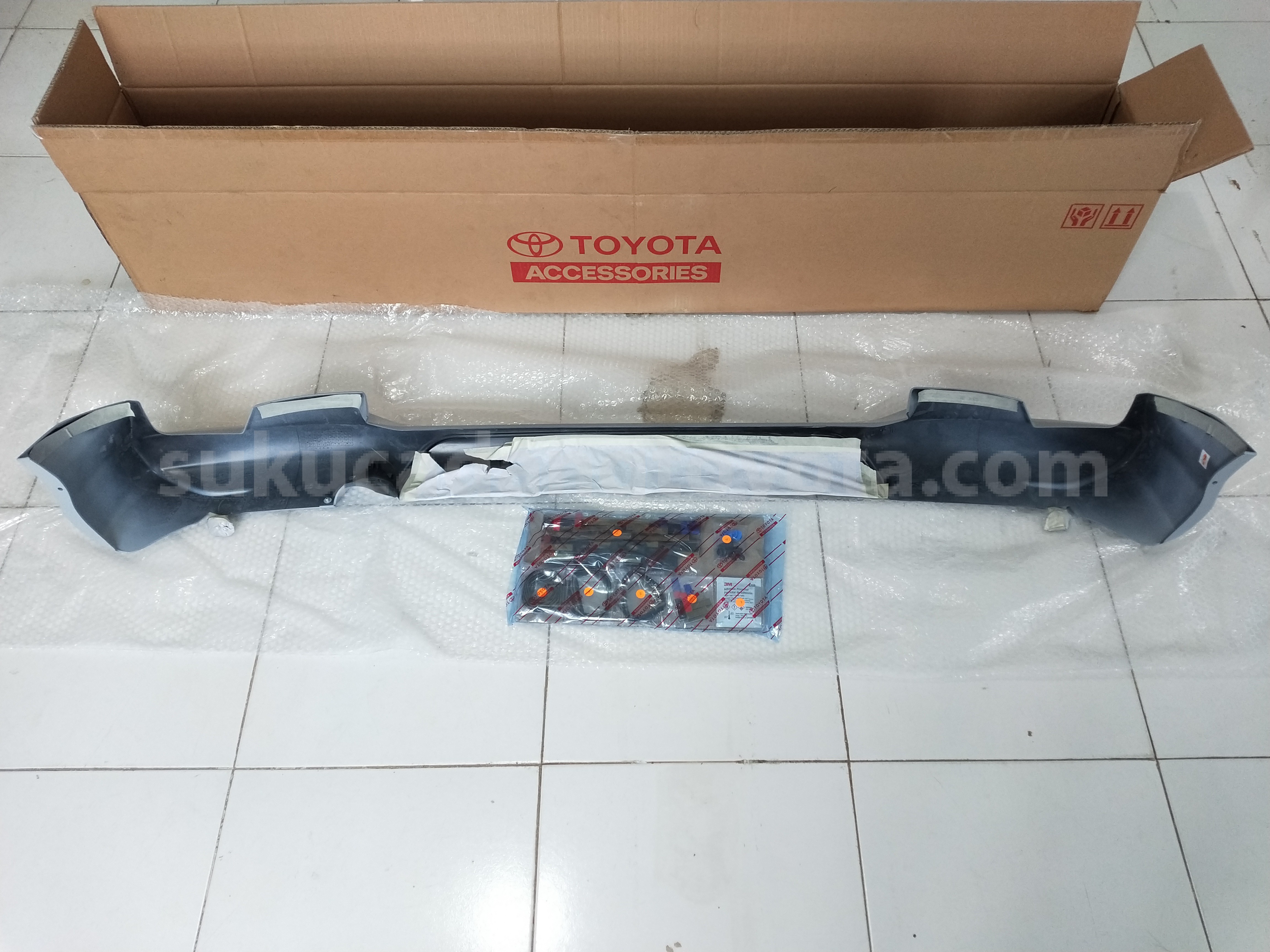P5158BZA0H00 RR BUMPER SPOIL, SET - TOYOTA