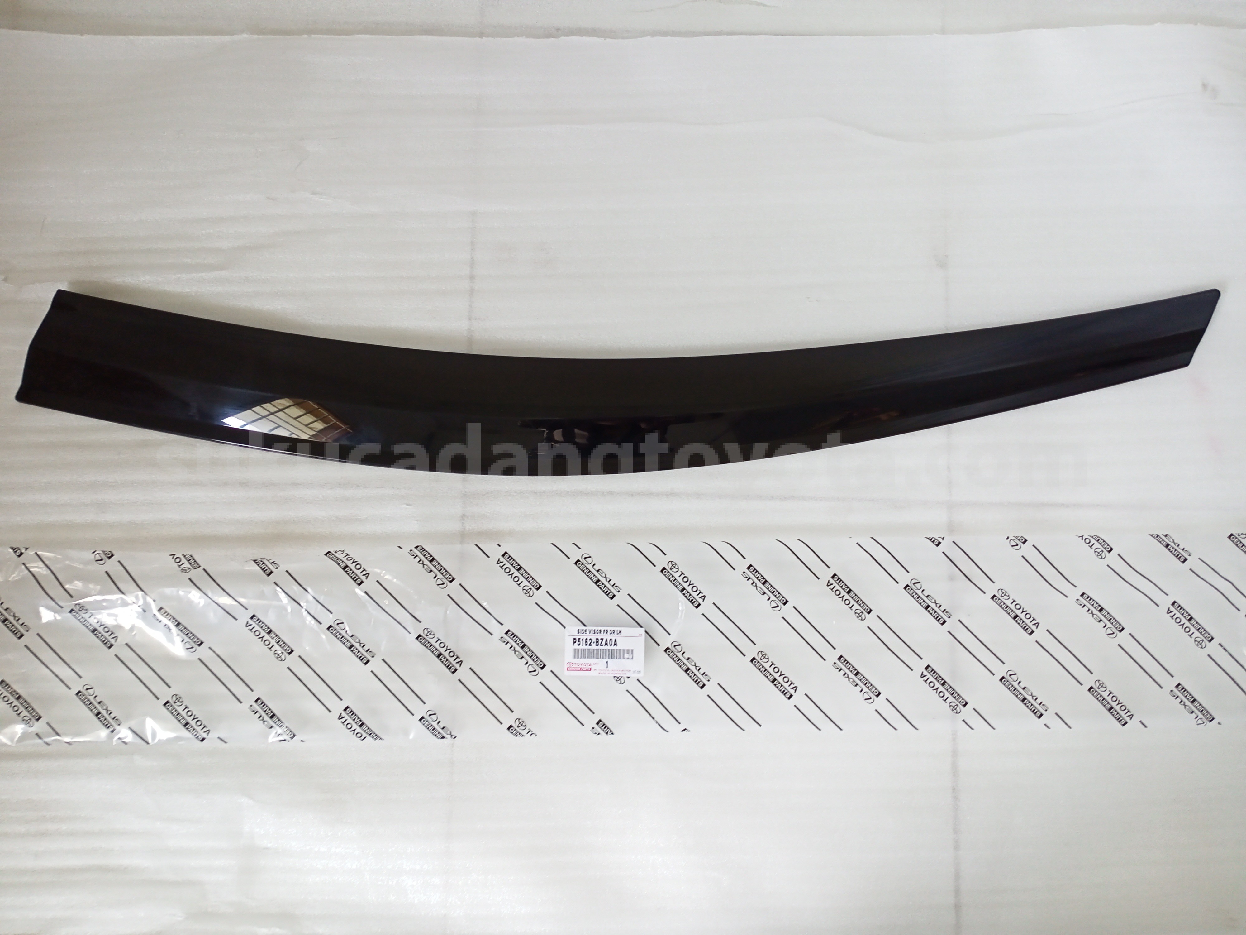 P5162BZA0A SIDE VISOR FR DR LH - TOYOTA