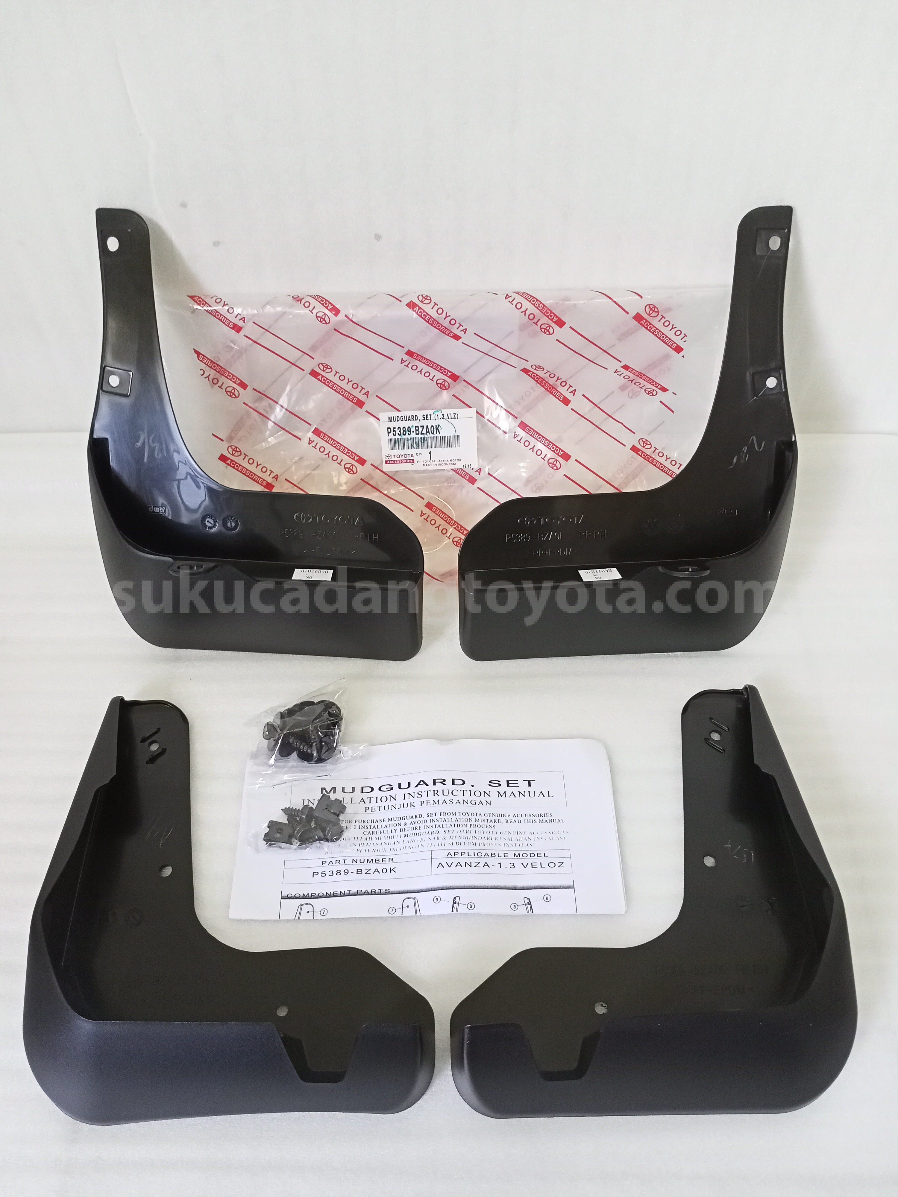 P5389BZA0K MUDGUARD, SET (1.3 VLZ) - TOYOTA
