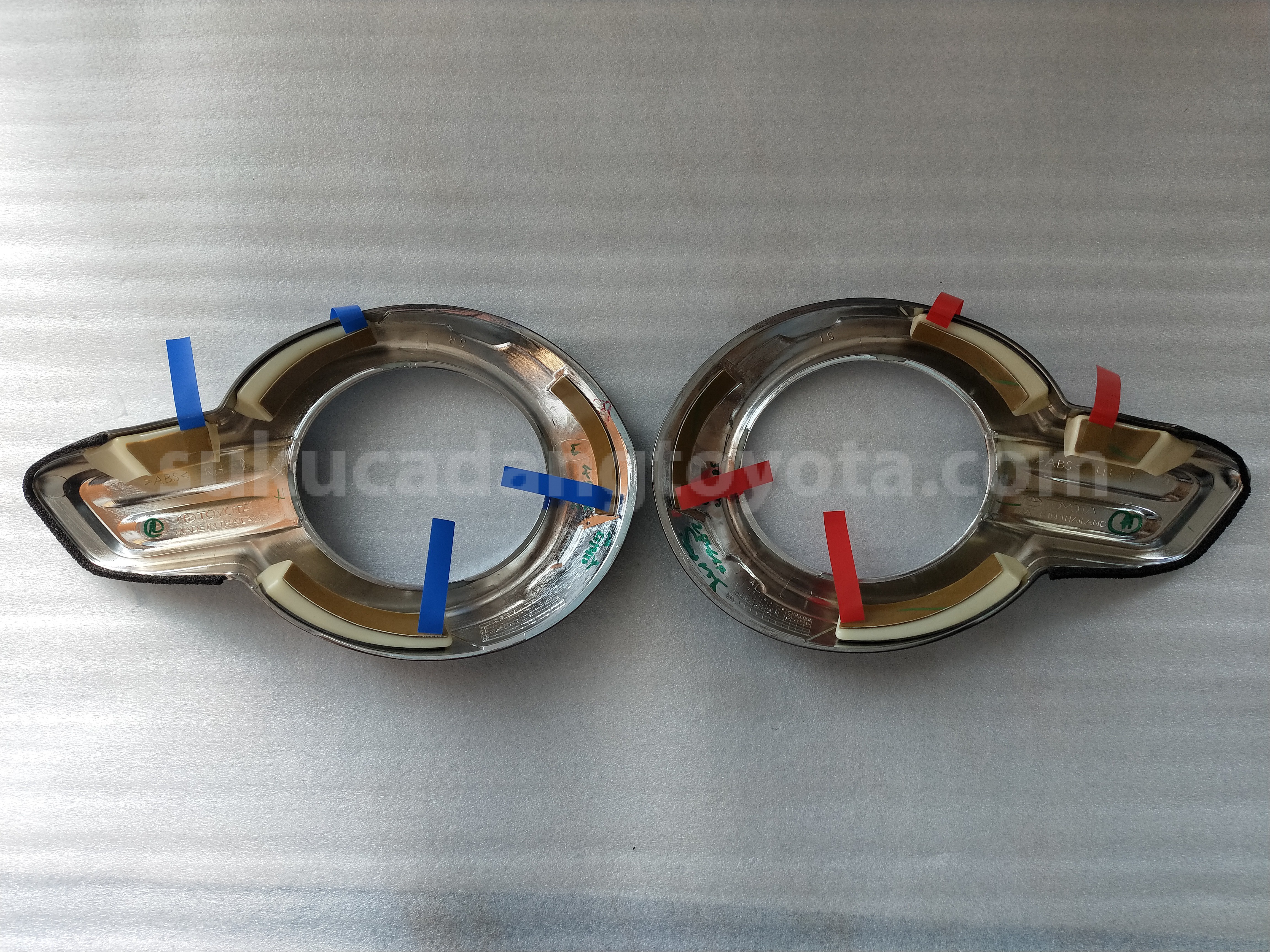 PC4010K002 FOGLAMP CHROME COVER - TOYOTA