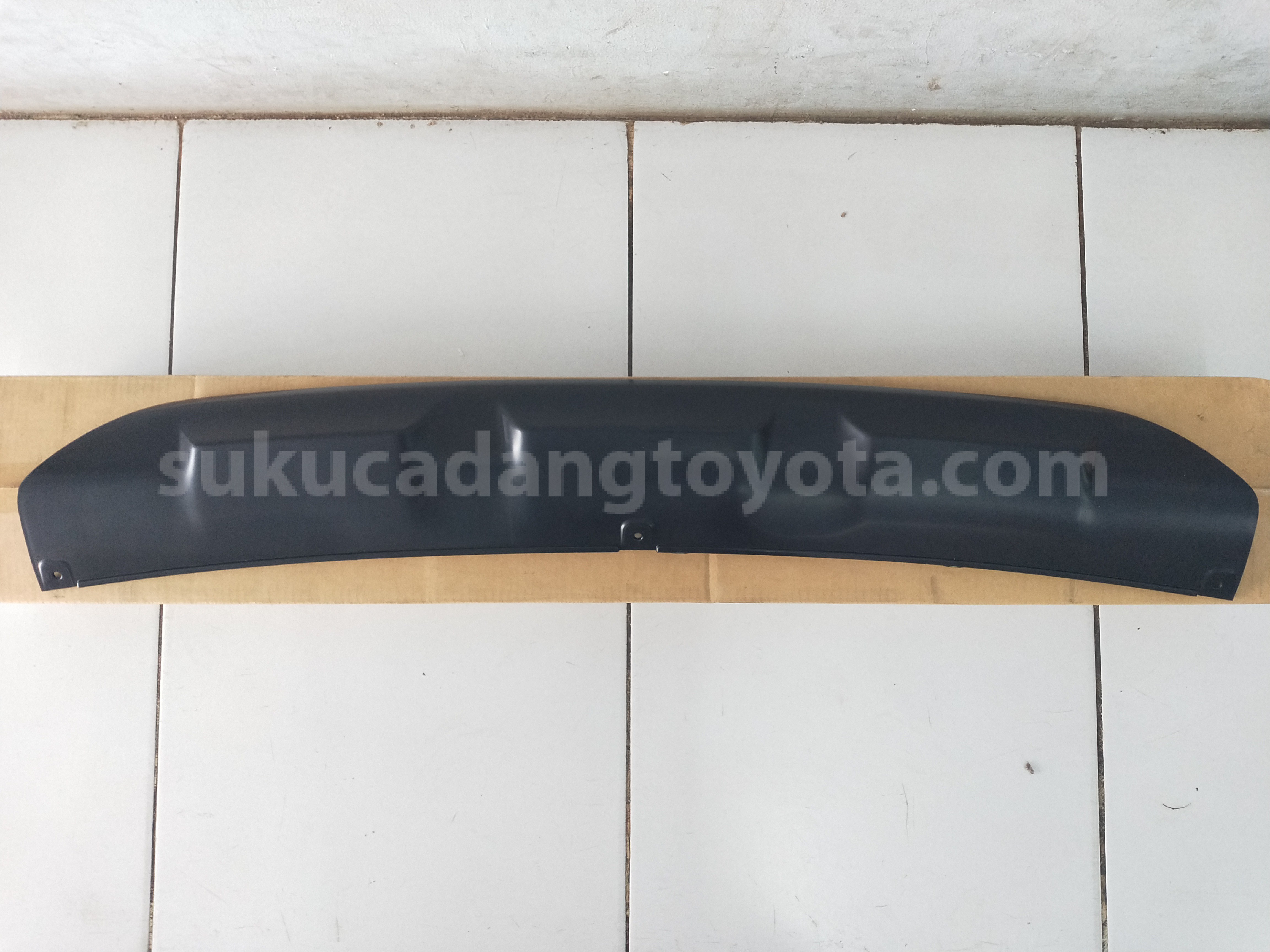 PZ0350K080 UNDER GUARD FR SPOIL - TOYOTA