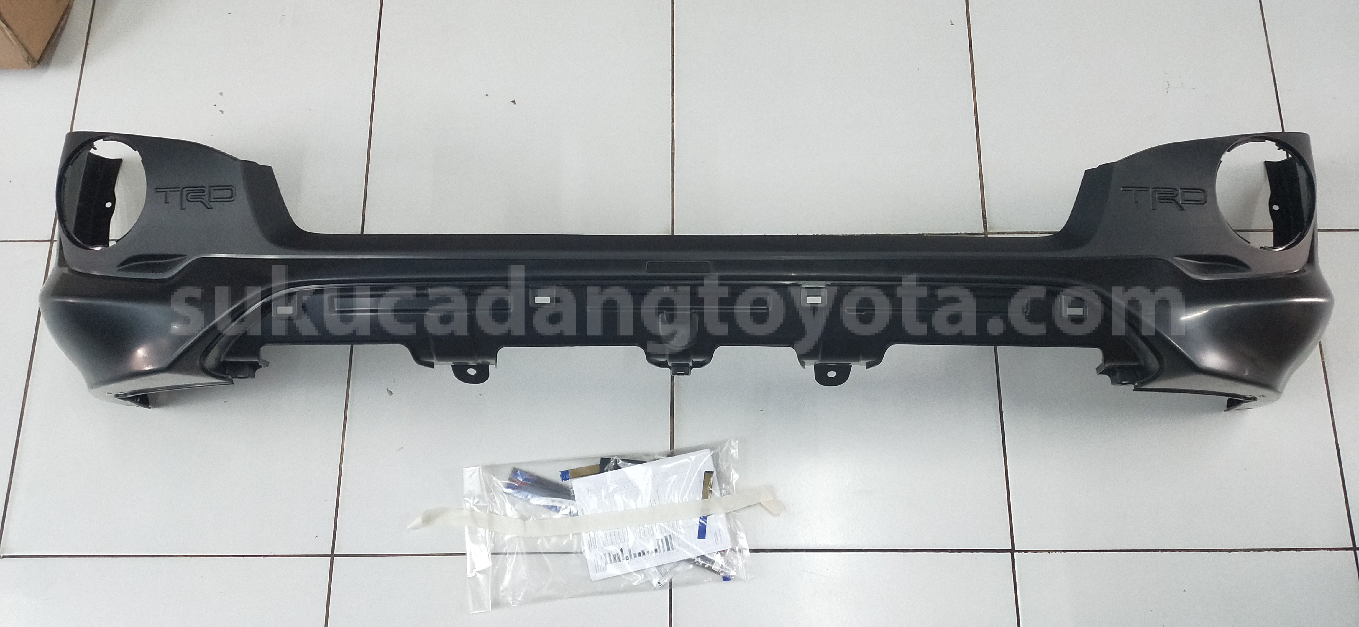PZ0350K082 FR BUMPER SPOIL PRI - TOYOTA