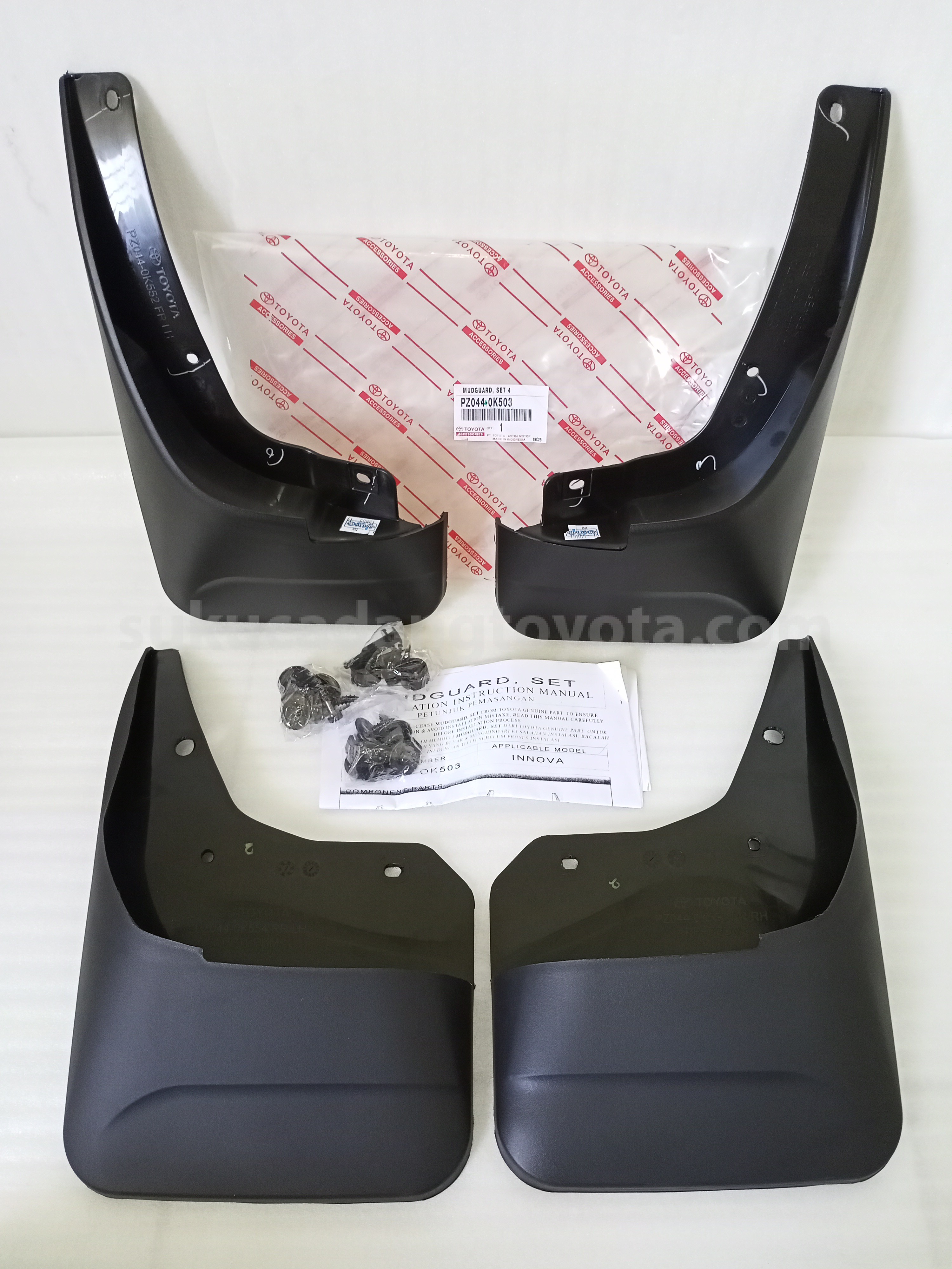 PZ0440K503 MUDGUARD, SET 4 - TOYOTA