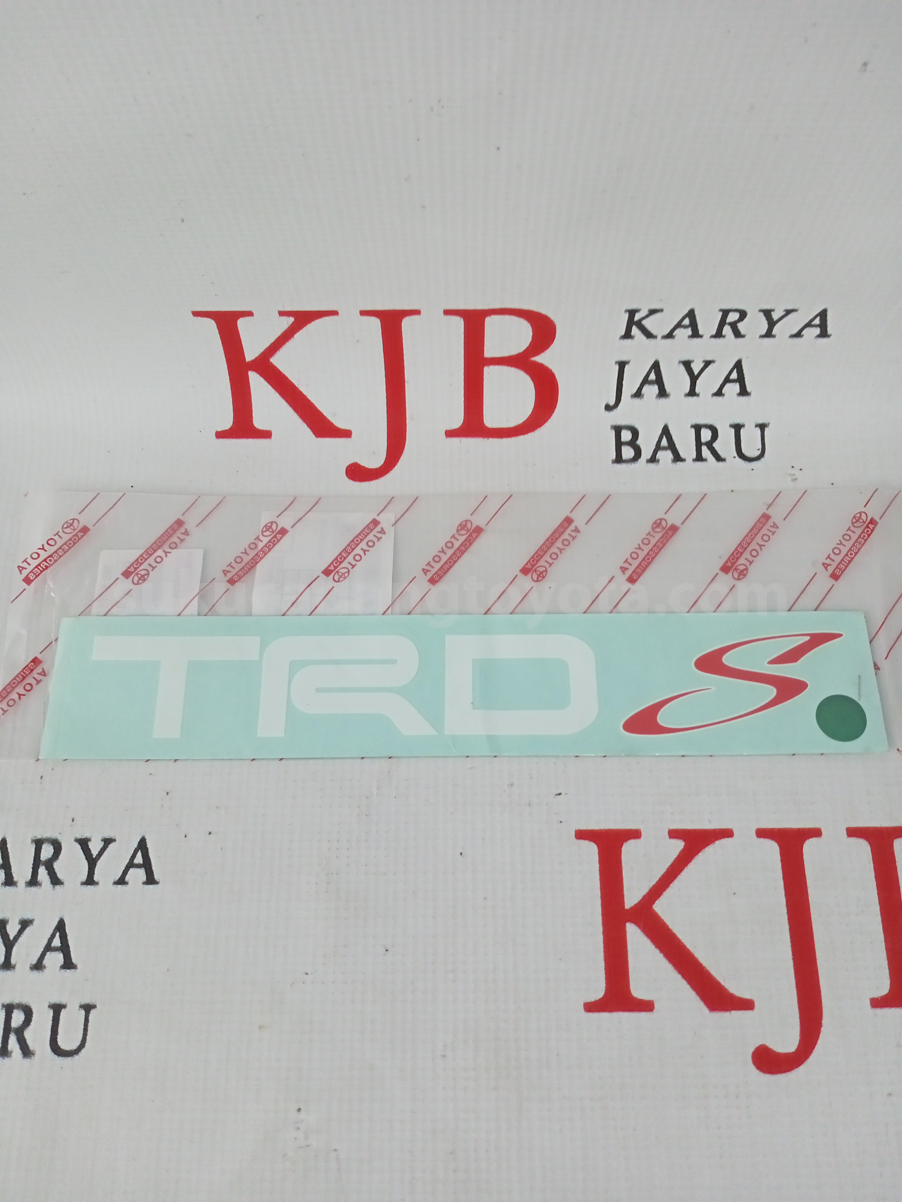 PZ046BZ503TM TRD S TPSTRP R/L 1 - TOYOTA