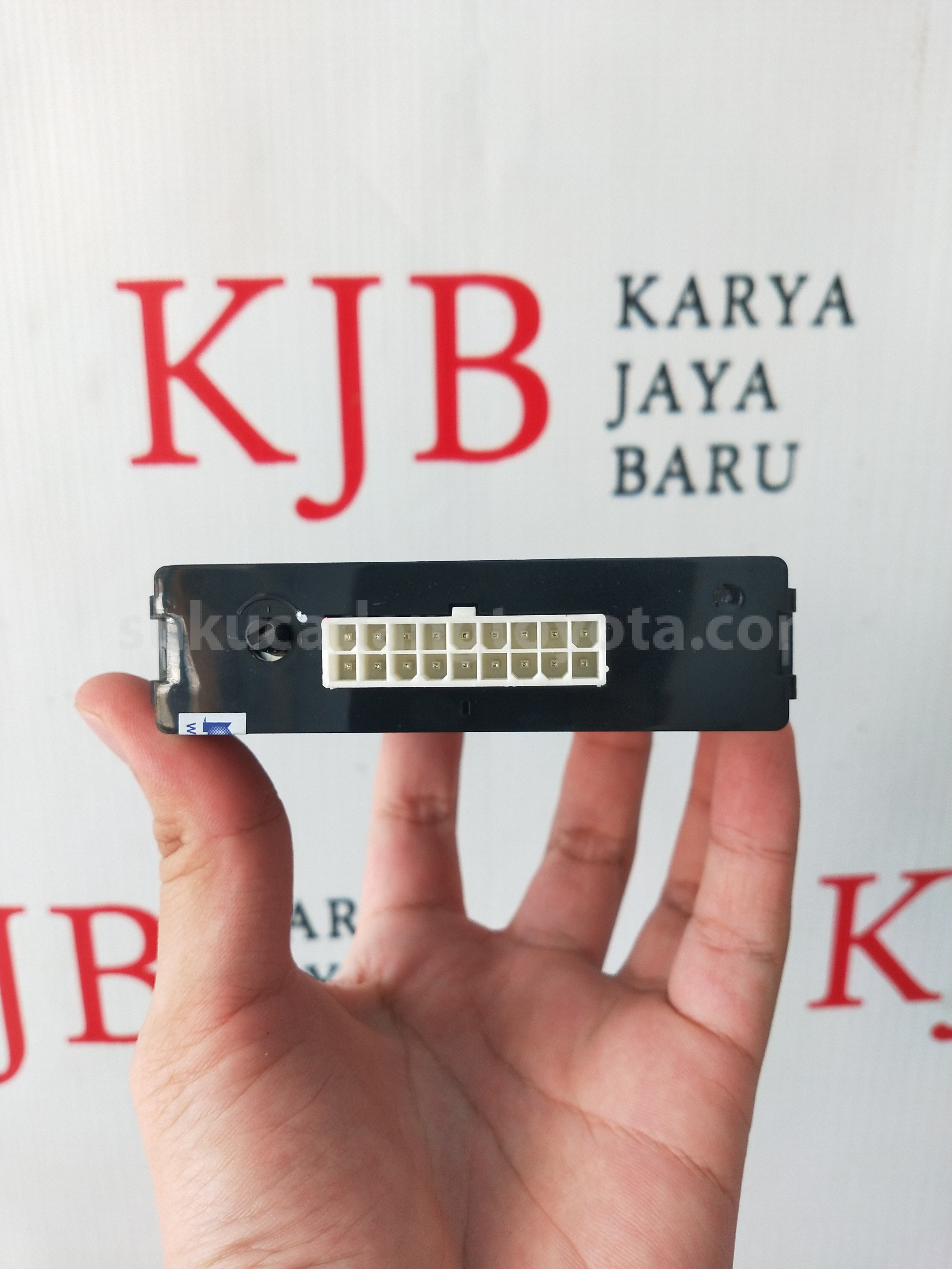 PZ070BZ557 ALARM ECU - TOYOTA