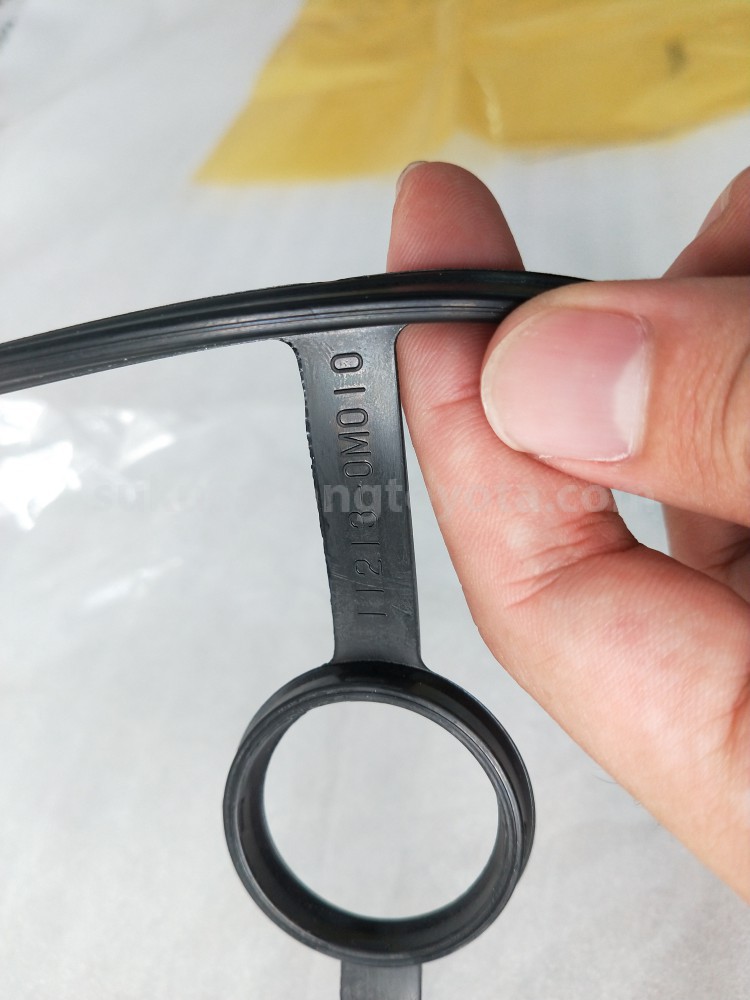 112130M010 GASKET,CYL H/CVR - TOYOTA