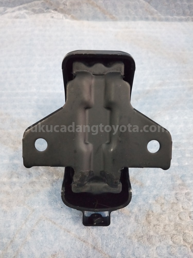 123050C050 INSULATOR SUB-ASSY, - TOYOTA