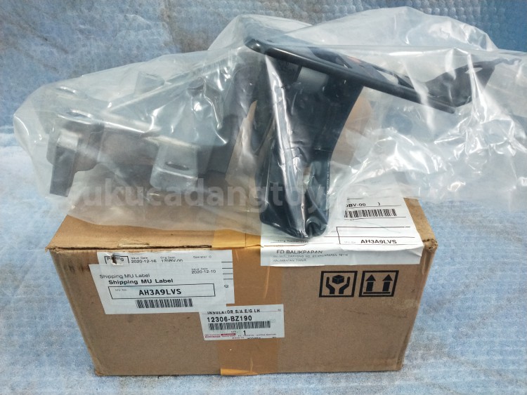 12306BZ190 INSULATOR S/A E/G LH - TOYOTA
