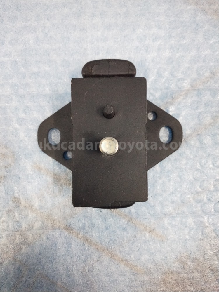 1236130090 INSULATOR, ENGINE - TOYOTA