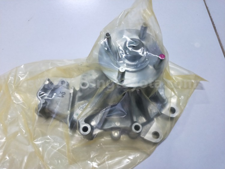 1610009261 PUMP ASSY, WATER - TOYOTA
