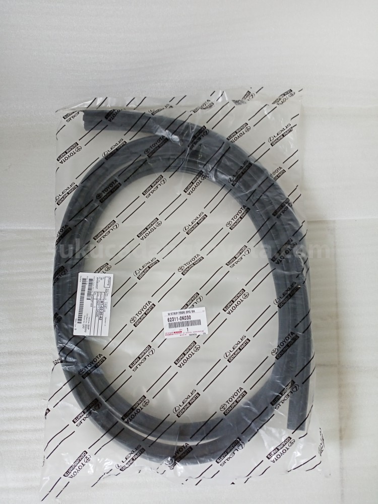623110K030 W/STRIP FRDR OPG RH - TOYOTA