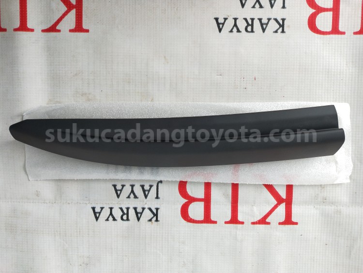 63401BZ020 COVER SA RF RACK FR RH - TOYOTA