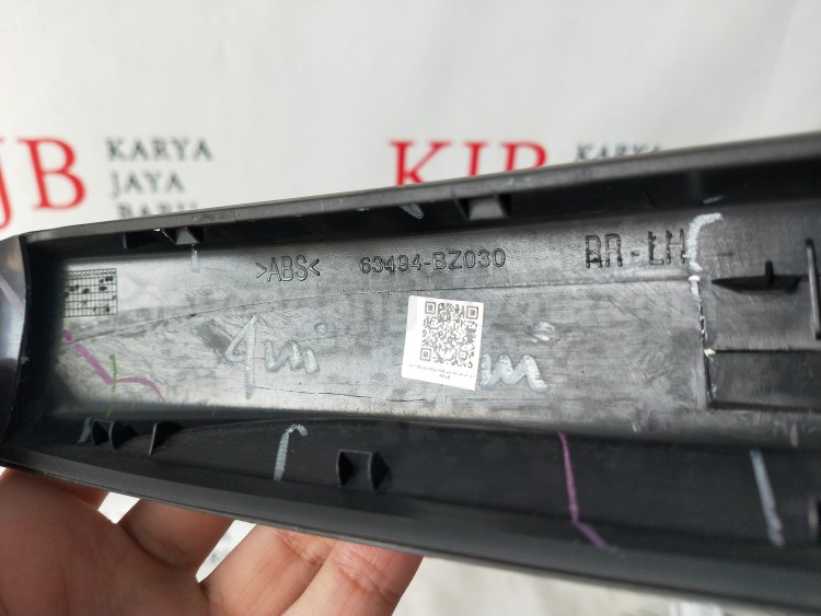 63404BZ010 COVER SA,RF RACK,RR LH - TOYOTA