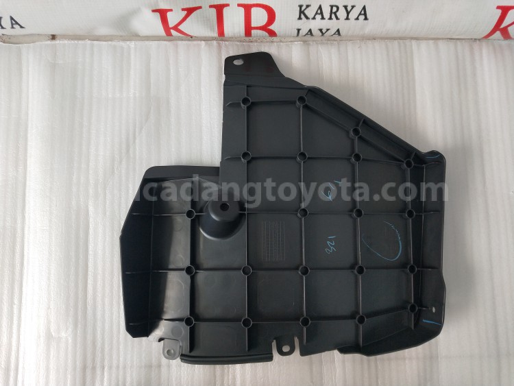 65638BZ280 LINER RR WHL HOUSE L - TOYOTA