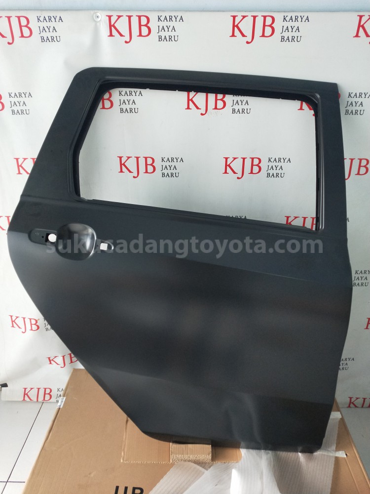 67003BZ590 PANEL S/A RR DOOR RH - TOYOTA