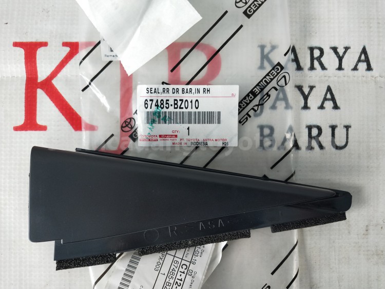 67485BZ010 SEAL,RR DR BAR,IN RH - TOYOTA