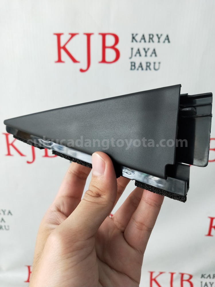 67485BZ010 SEAL,RR DR BAR,IN RH - TOYOTA