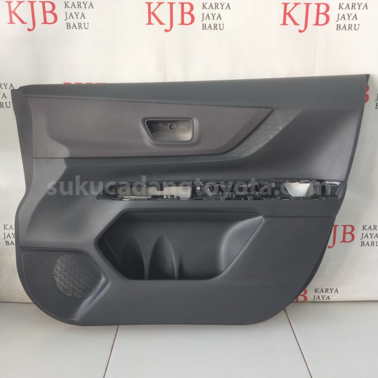 67610BZ830C2 PANEL A/S DR TRIM RH - TOYOTA