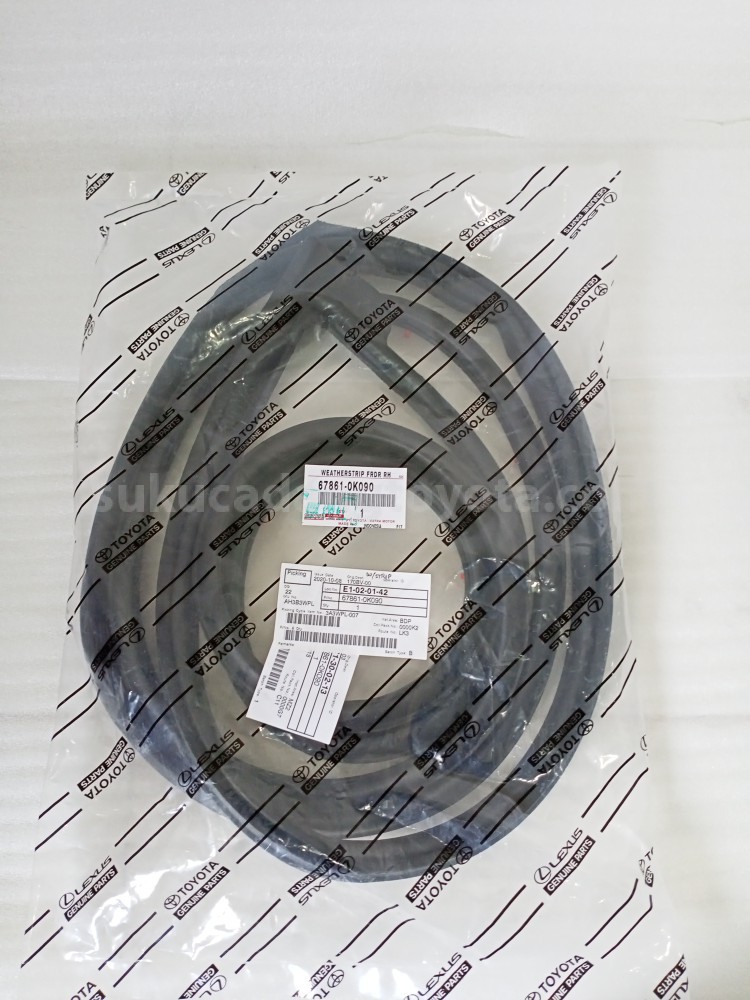 678610K090 WEATHERSTRIP FRDR RH - TOYOTA