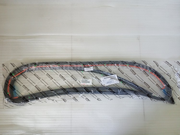67861BZ060 WEATHERSTRIP,FR RH - TOYOTA