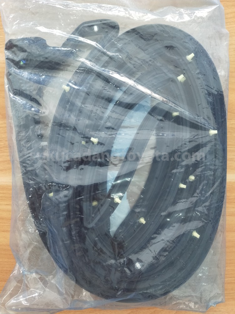 67862BZ240 WEATHERSTRIP FRDR LH - TOYOTA