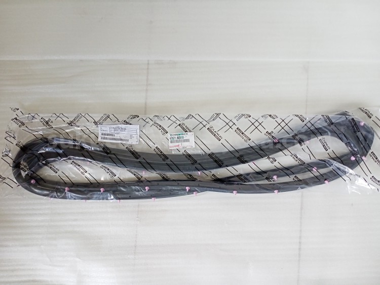 67871BZ210 WEATHERSTRIP RRDR RH - TOYOTA