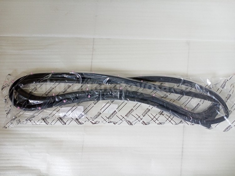 67871BZ210 WEATHERSTRIP RRDR RH - TOYOTA