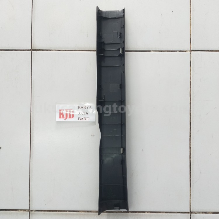 67914BZ140B0 PLATE FR DR SCUFF LH - TOYOTA
