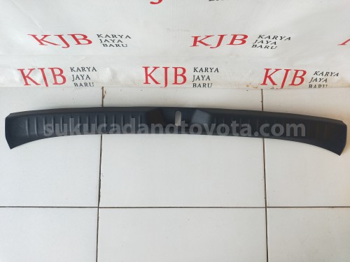679350K060C0 PLATE, BACK DR SCUFF - TOYOTA