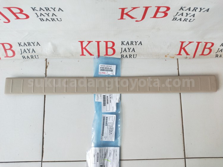 67935BZ020A0 PLATE,BCK DOOR SCUFF - TOYOTA