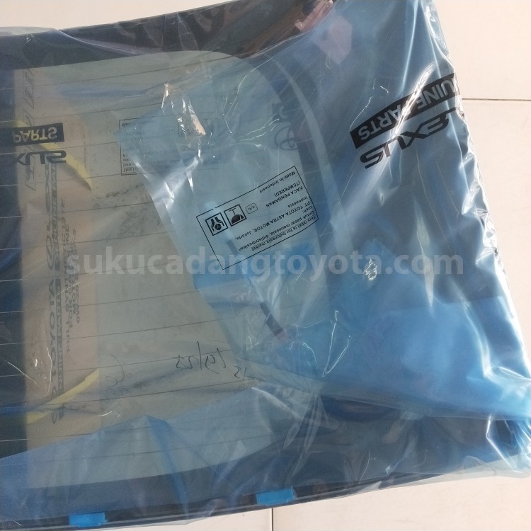 681050K350 GLASS S/A, BACK DOOR - TOYOTA