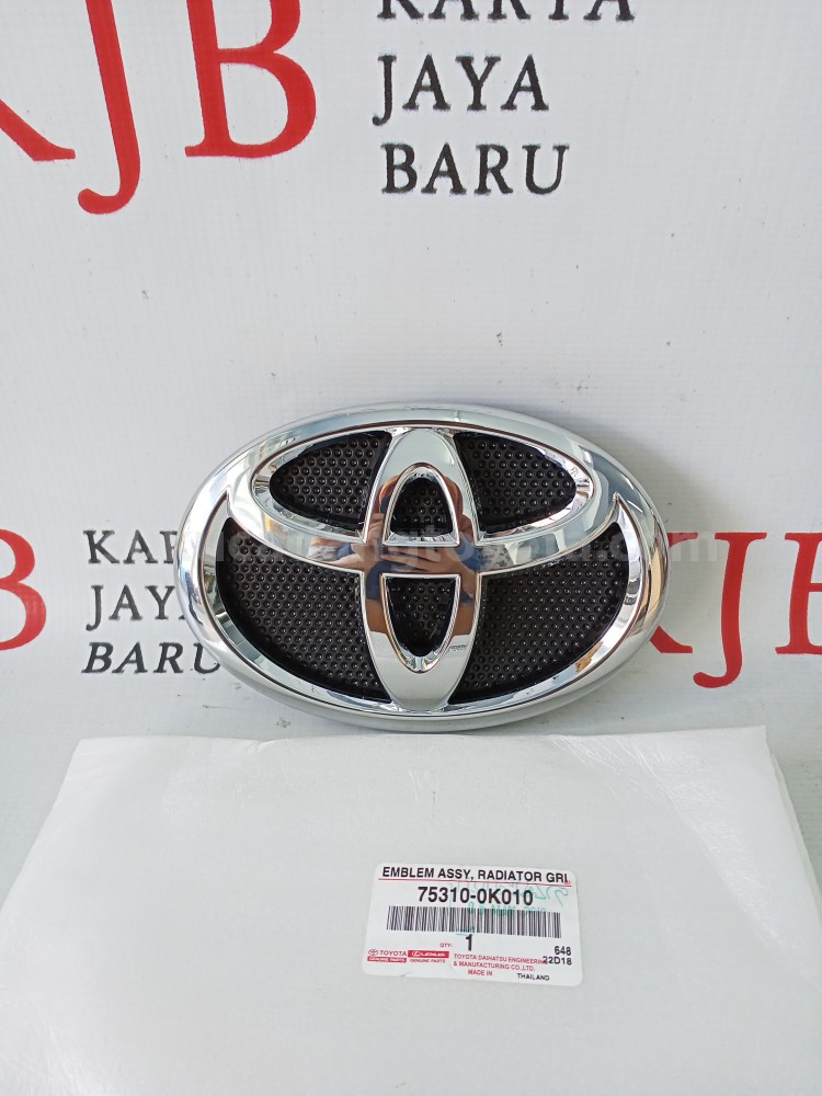 753100K010 EMBLEM ASSY, RADIATO - TOYOTA