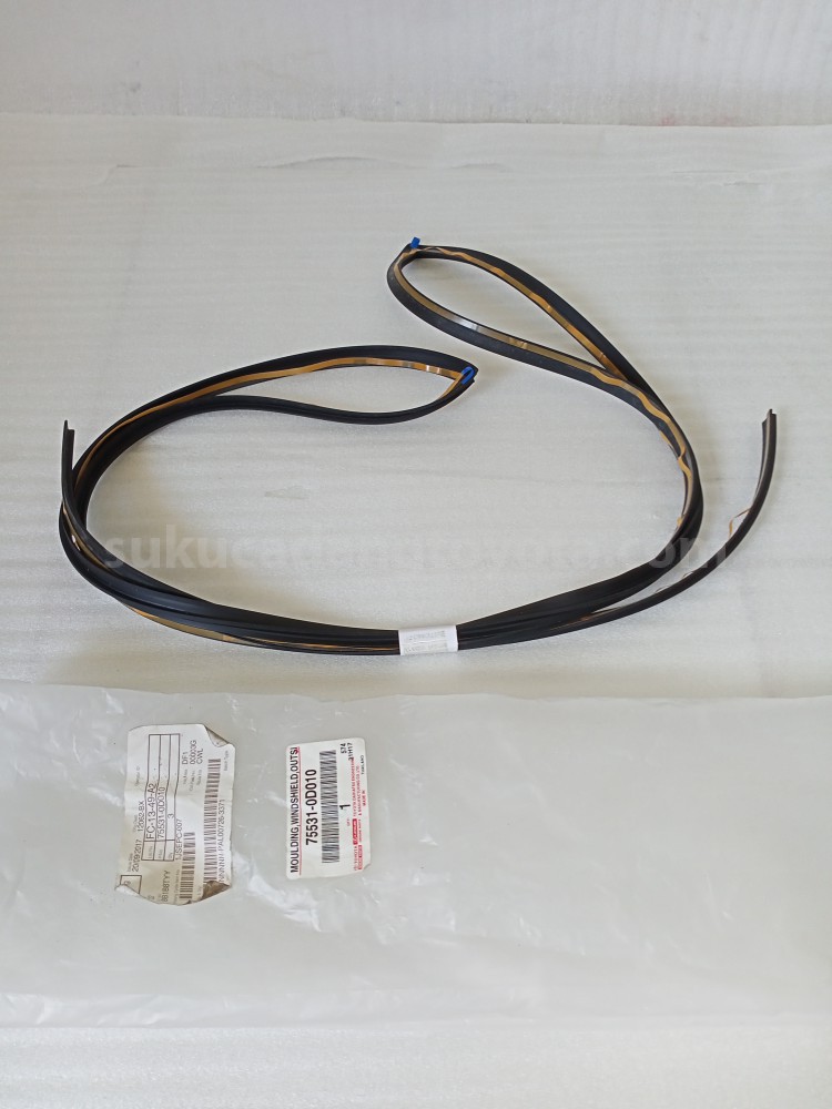 755310D010 MOULDING,WINDSHIELD, - TOYOTA