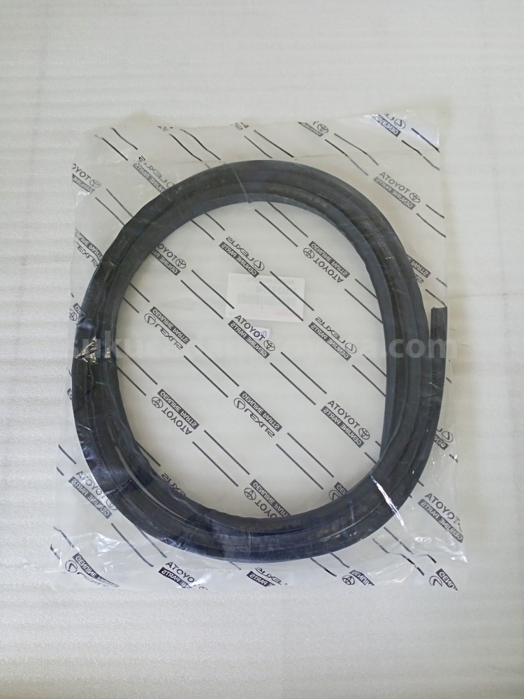 75533BZ040 MOULDING,WINDSHIELD - TOYOTA
