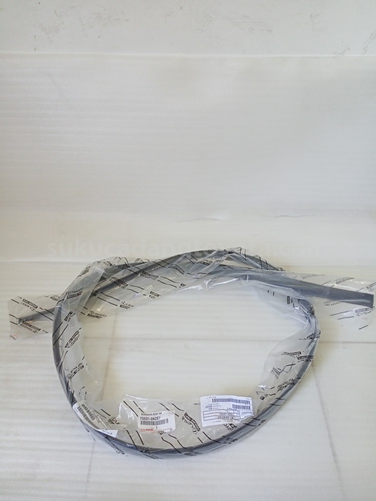 755510K051 MOULDING,ROOF RH - TOYOTA