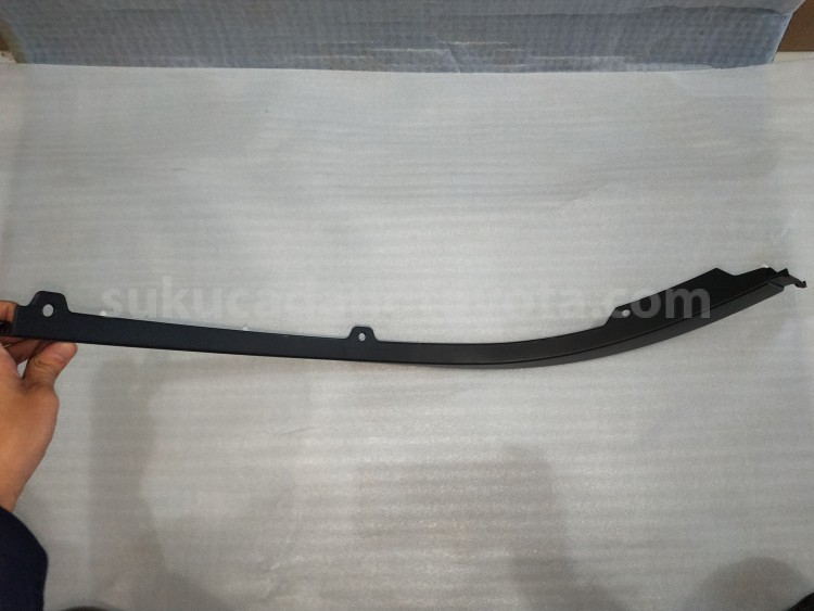 75611BZ040 MOULD,FR FENDER RH - TOYOTA