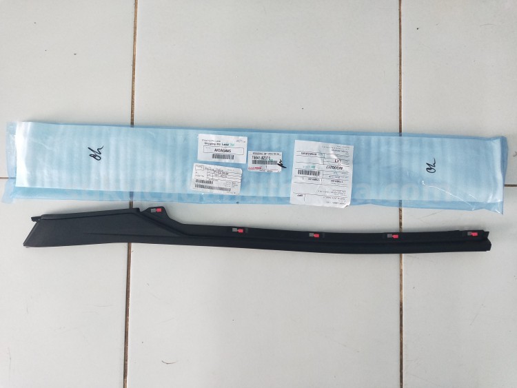 75641BZ070 MOULDING, QRT WDW FR RH - TOYOTA