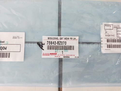 75642BZ070 MOULDING, QRT WDW FR LH - TOYOTA