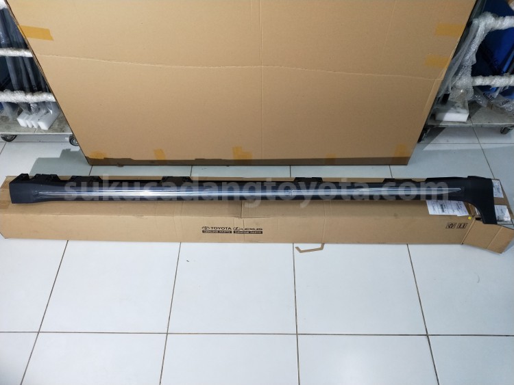 75850YP010 MOULDING A/S ROCK RH - TOYOTA