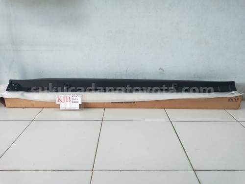 75851BZ330 MOULDING ROCK PNL RH - TOYOTA