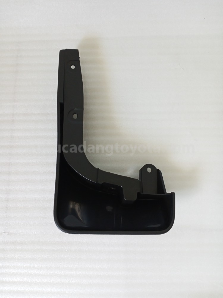 76621BZ030 MUDGUARD,FR FNDER,RH - TOYOTA