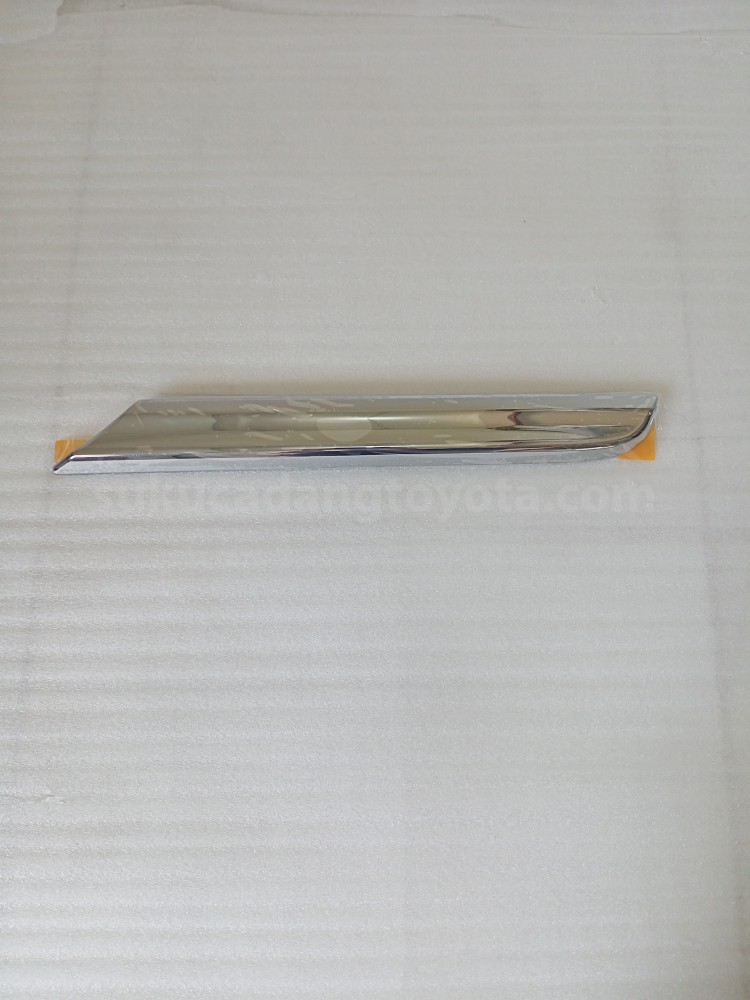 76811BZ320 GARNISH LUG COM OUTS - TOYOTA