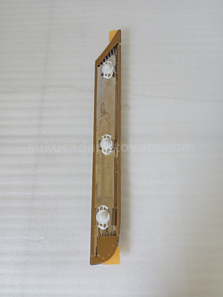 76811BZ320 GARNISH LUG COM OUTS - TOYOTA
