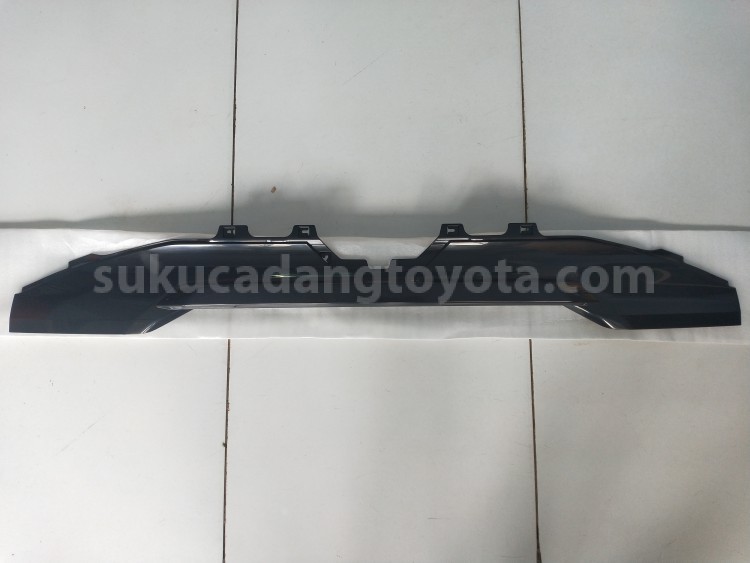 76811BZ750 GARNISH LUG COM OUTS - TOYOTA