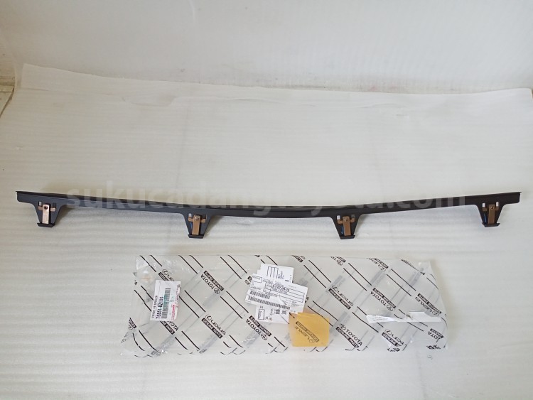 76851BZ100 COVER, FR SPOILER - TOYOTA