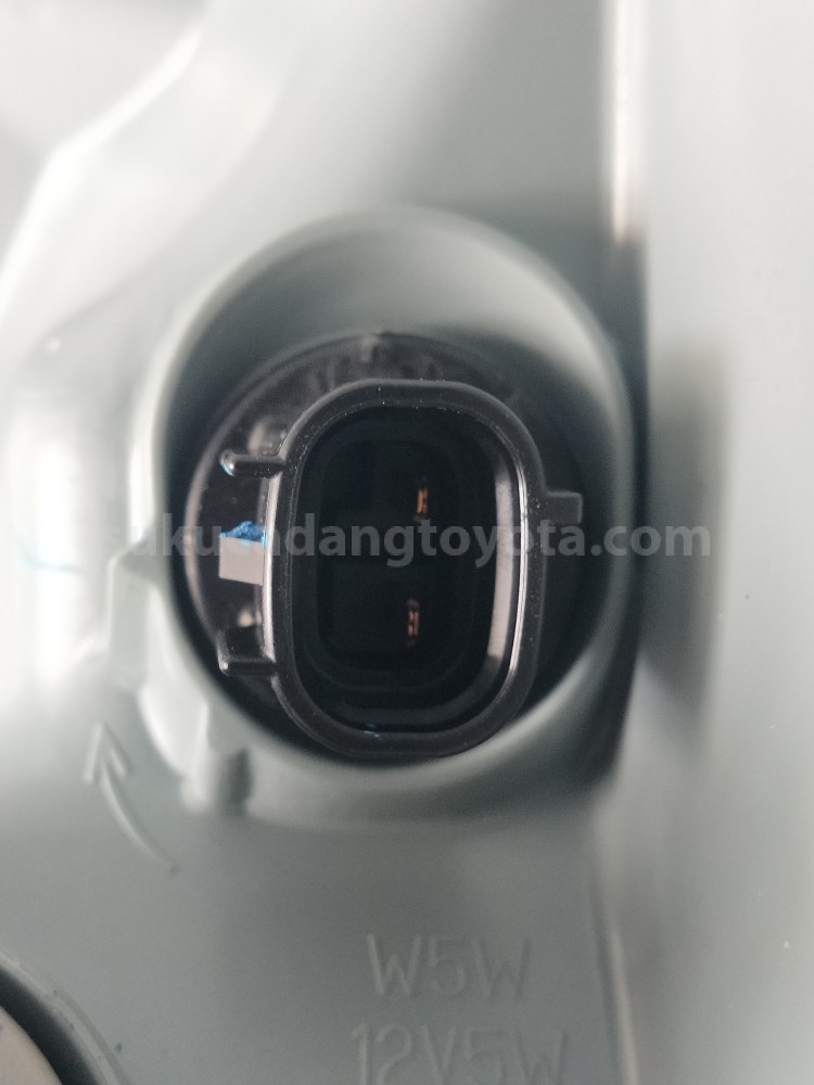 811100D530 HEADLAMP ASSY, RH - TOYOTA