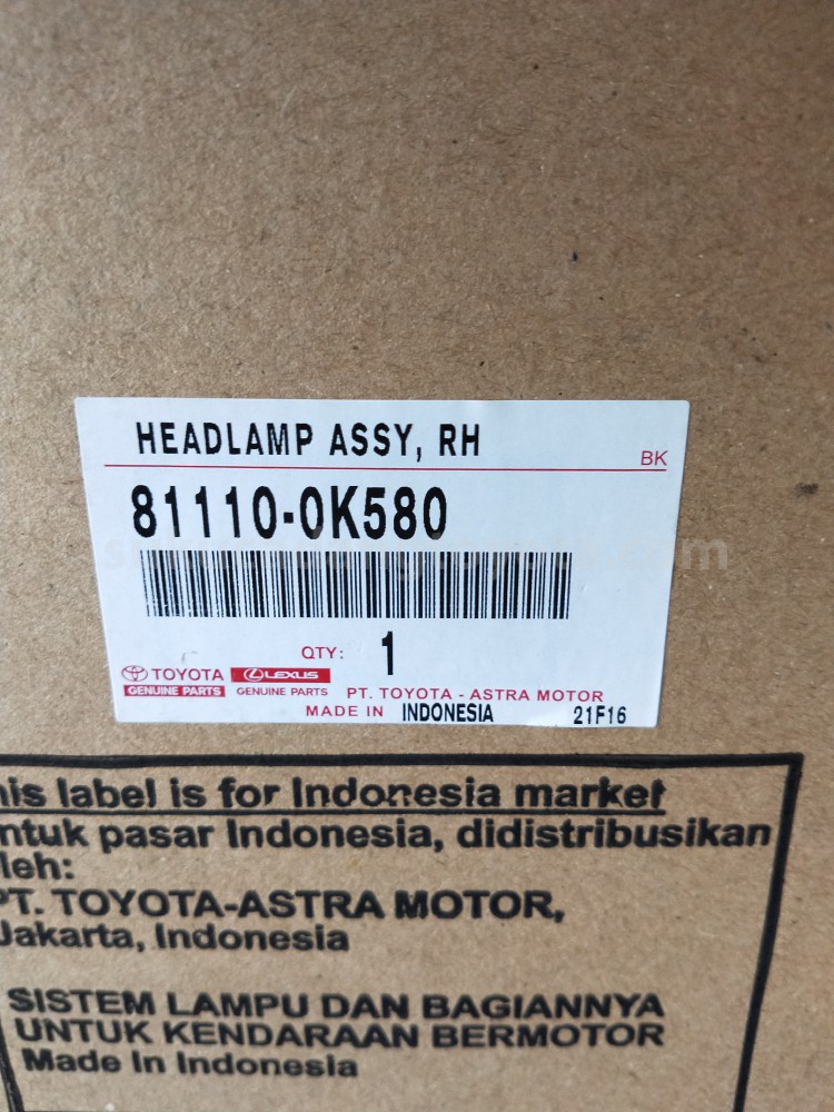 811100K580 HEADLAMP ASSY, RH - TOYOTA