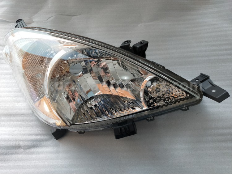811300K300 UNIT A/S,HEADLAMP RH - TOYOTA