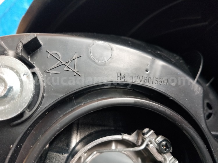 81130BZ170 UNIT A/S HEADLAMP RH - TOYOTA